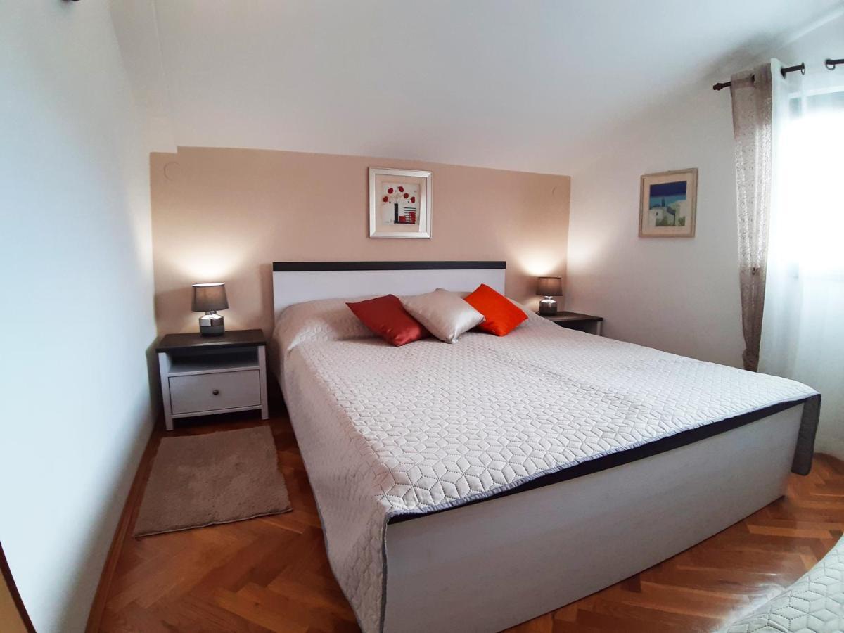 Apartments Zrinka 793 Poreč Extérieur photo