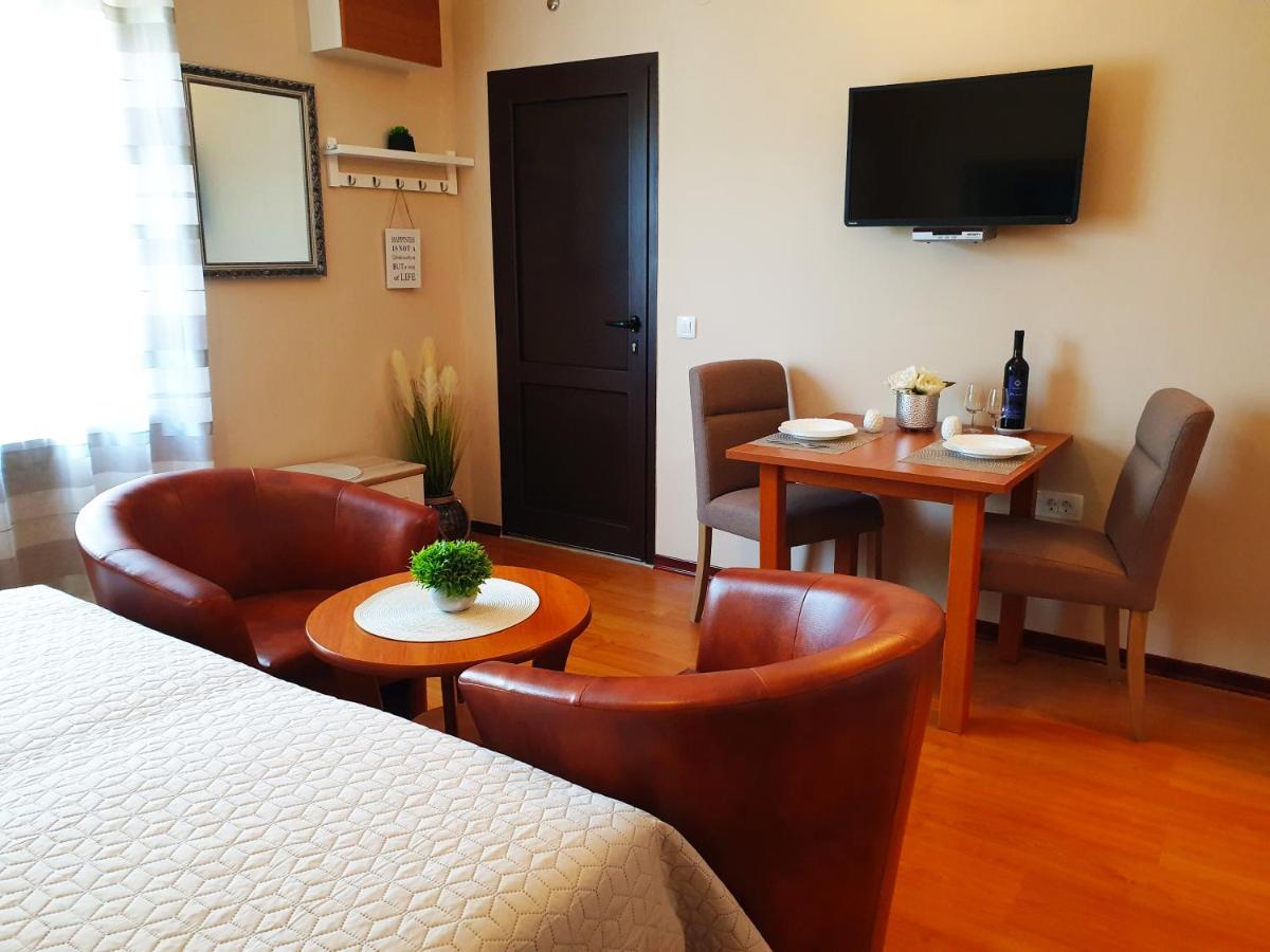 Apartments Zrinka 793 Poreč Extérieur photo